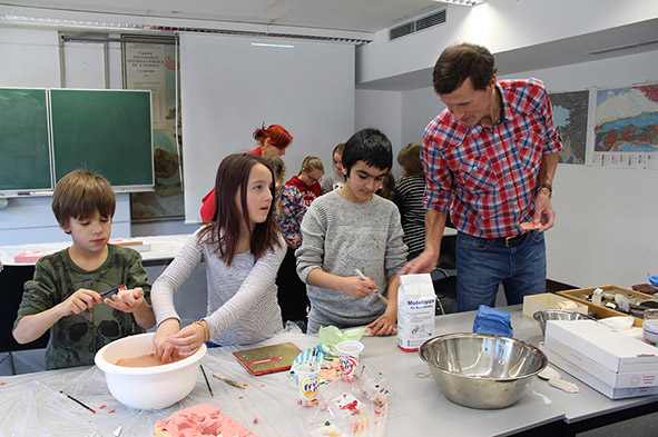 Volksschüler Auf Der Uni, Wie War Es Für Sie?